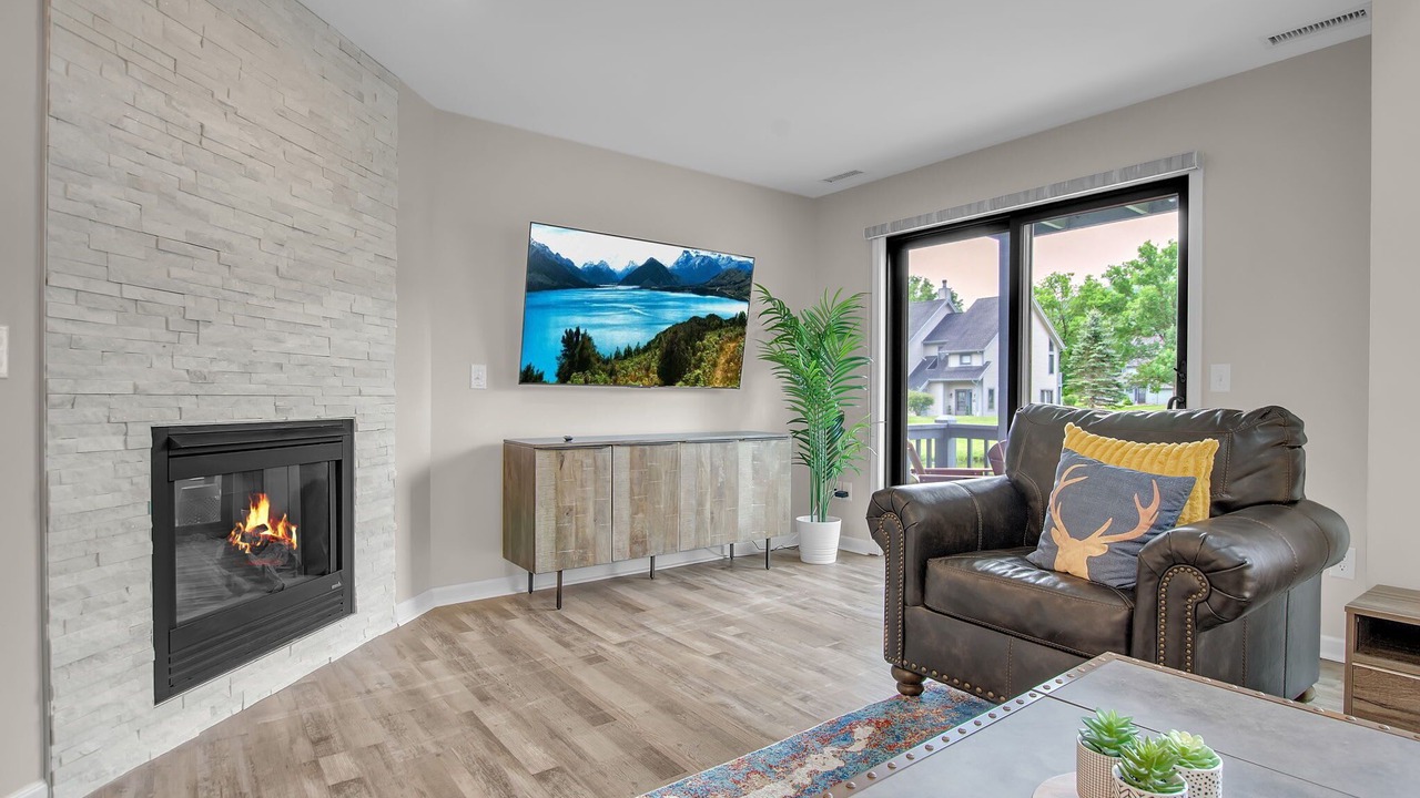 Photo of Livingroom in Ellicottville