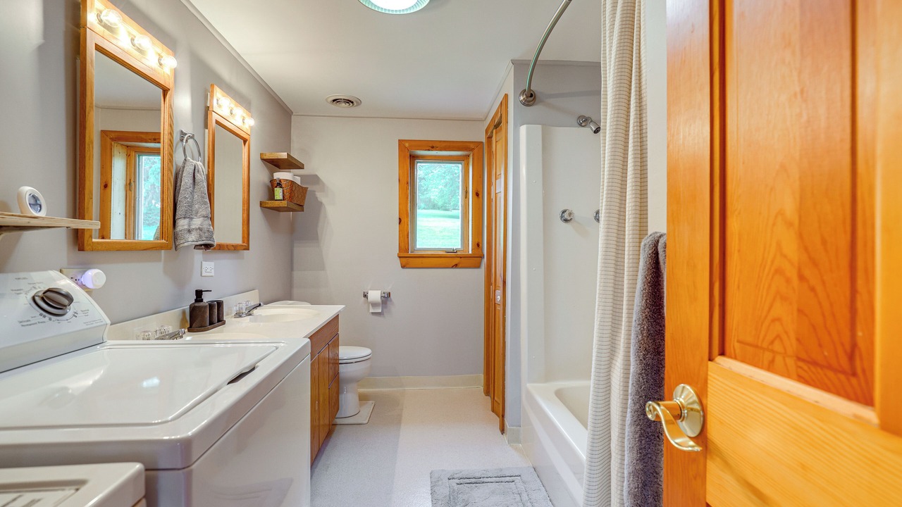 Photo of Bathroom in Hammondsport