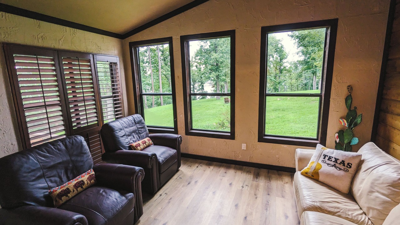 Photo of Livingroom in Scroggins