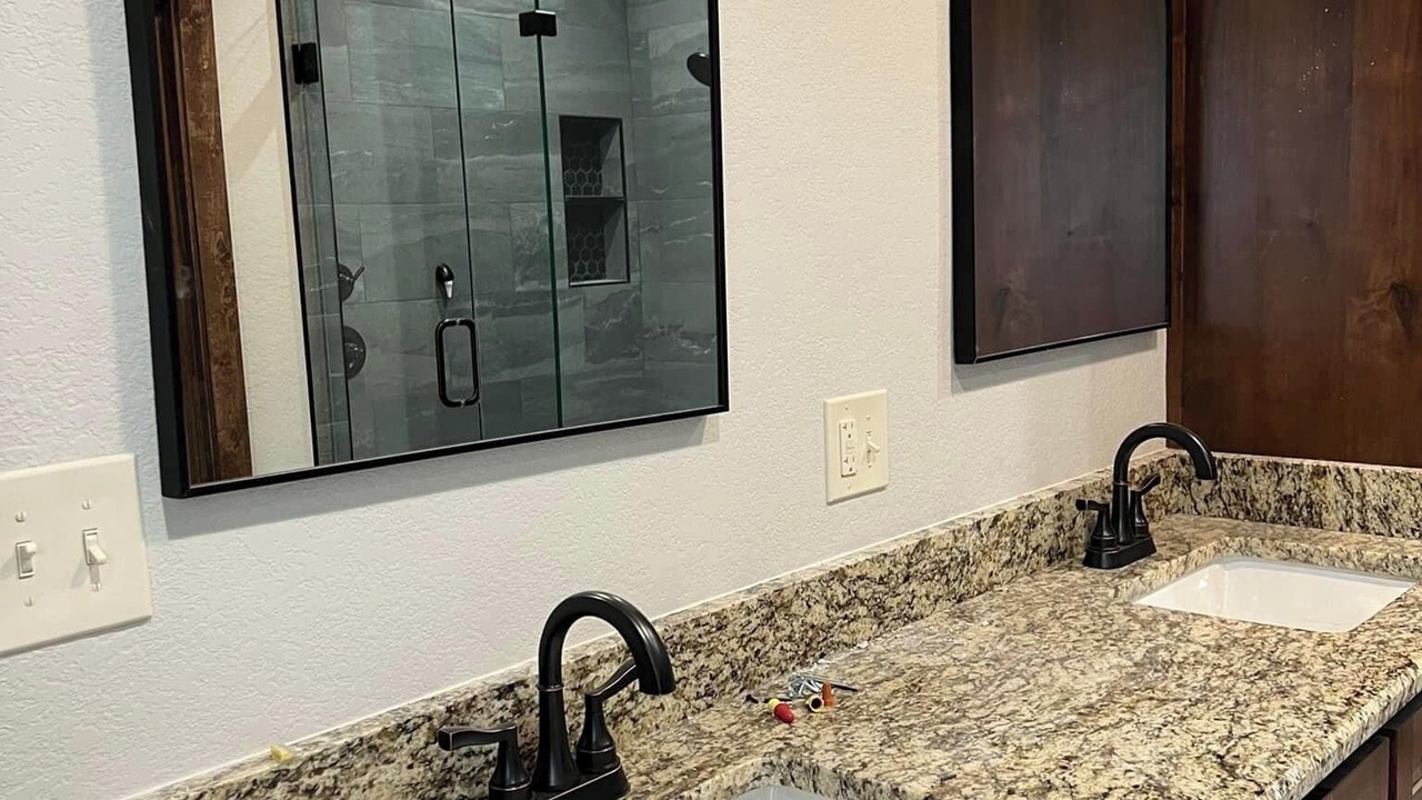 Photo of Bathroom in Honey Grove
