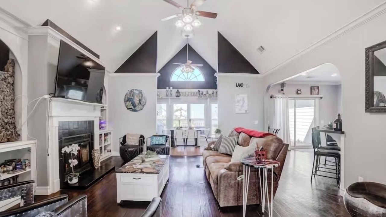 Photo of Livingroom in Claremore