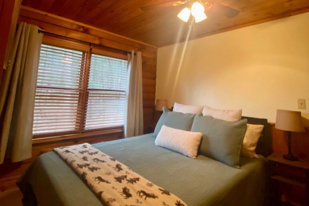 Photo of Bedroom in Kattskill Bay
