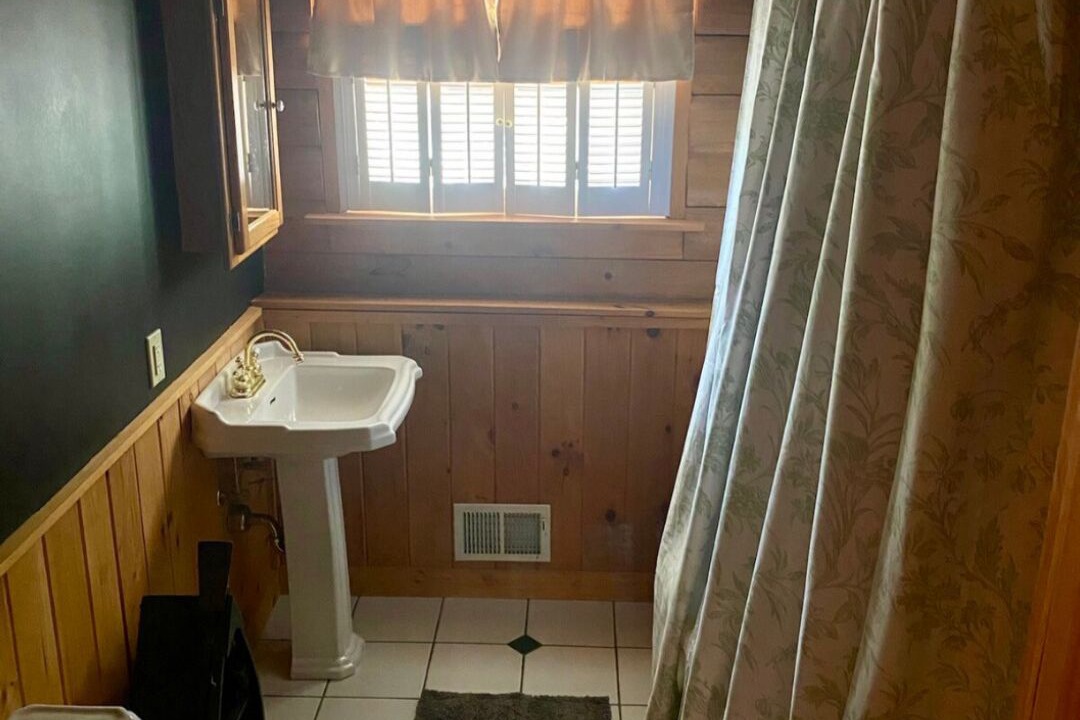 Photo of Bathroom in Kattskill Bay