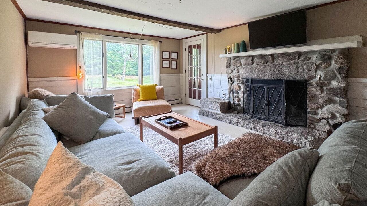 Photo of Livingroom in Fryeburg