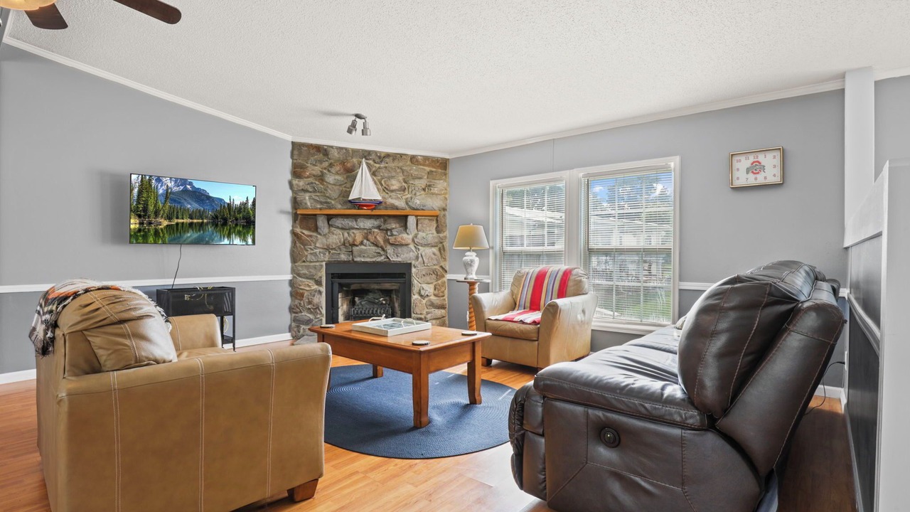 Photo of Livingroom in Buckeye Lake