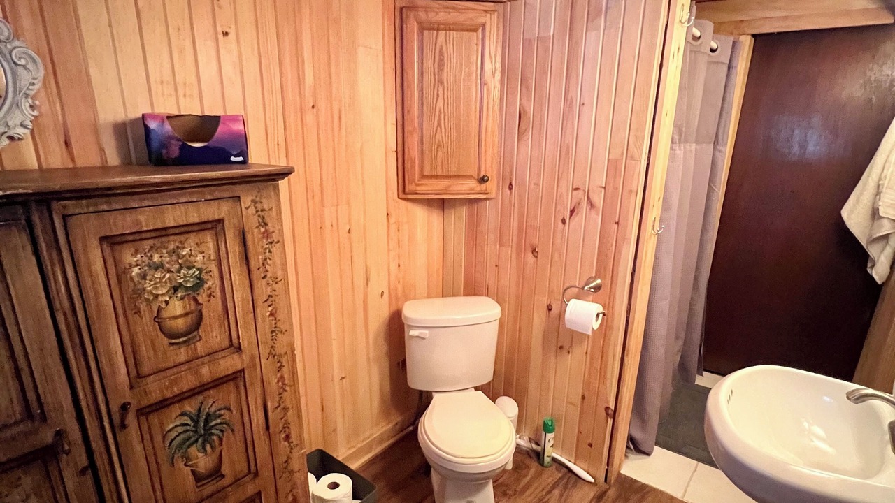 Photo of Bathroom in Canaan