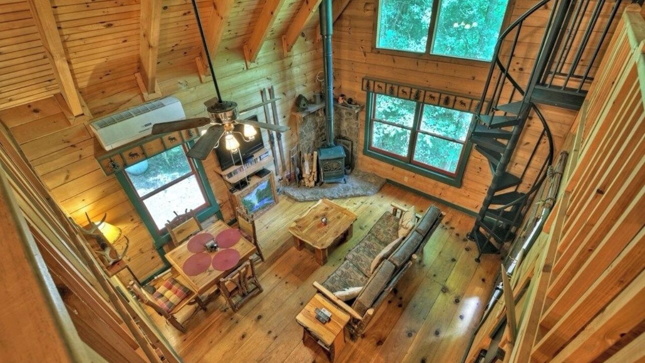 Photo of Livingroom in Ellijay