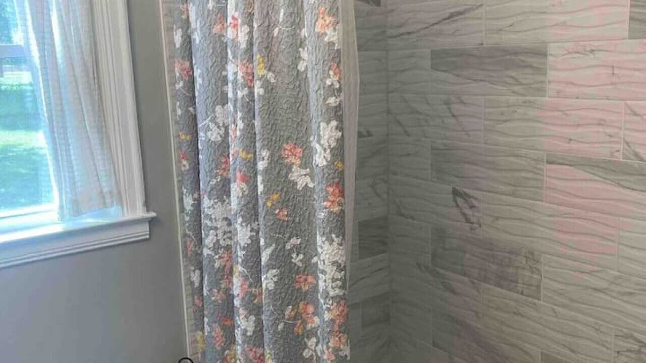 Photo of Bathroom in Turner Park