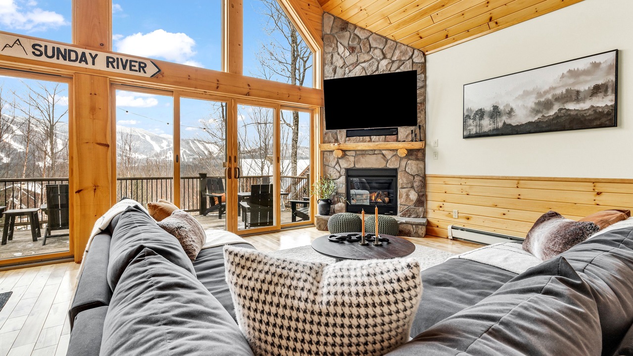 Photo of Livingroom in Sunday River Area