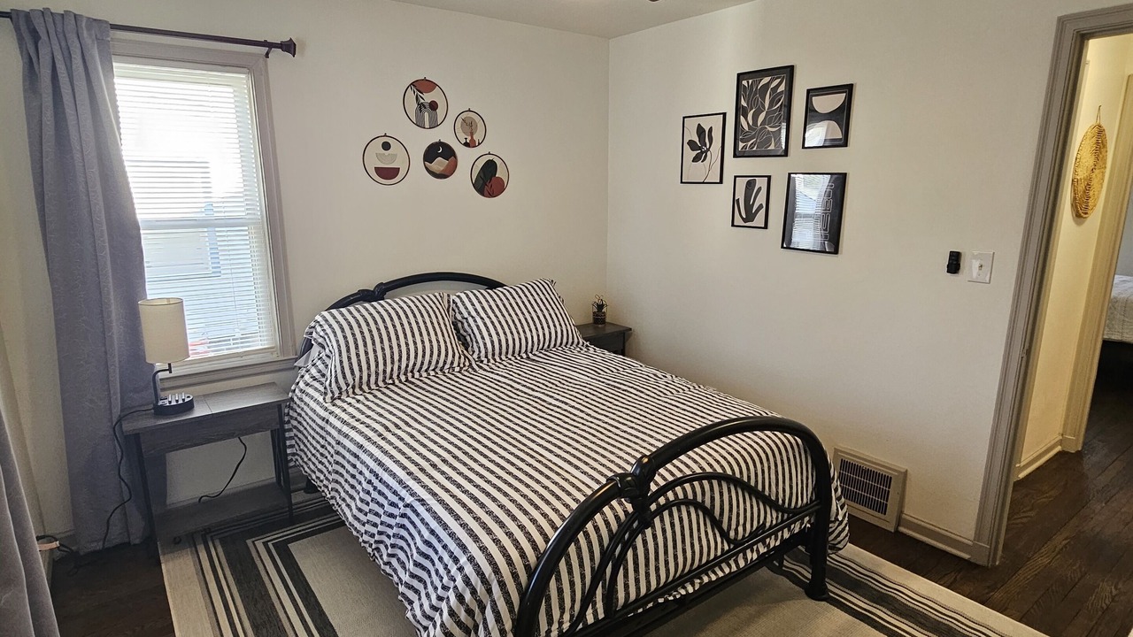Photo of Bedroom in Warren