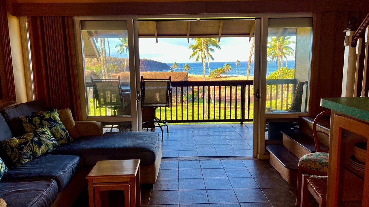 Photo of Livingroom in Maunaloa