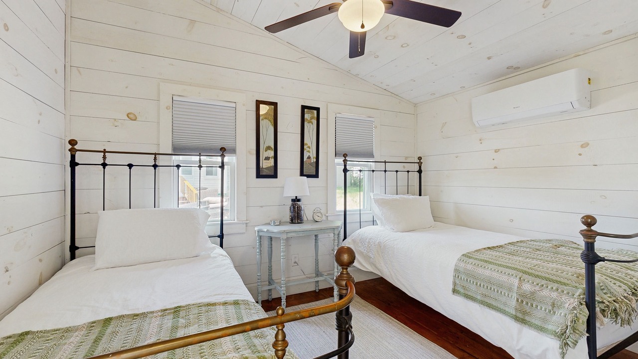Photo of Bedroom in Boothbay Harbor
