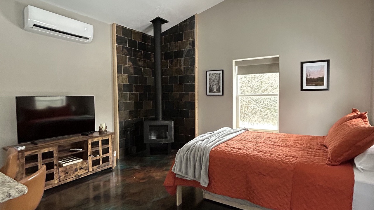 Photo of Bedroom in Dogwood