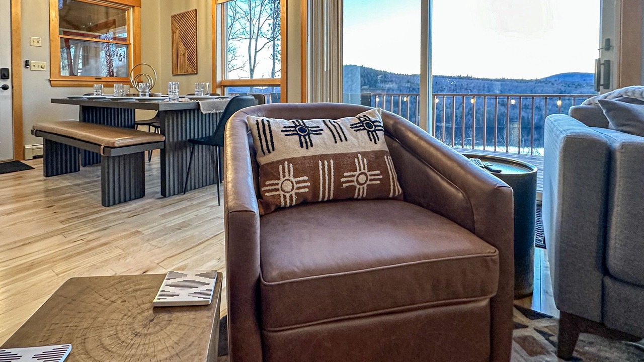 Photo of Livingroom in Bryant Pond