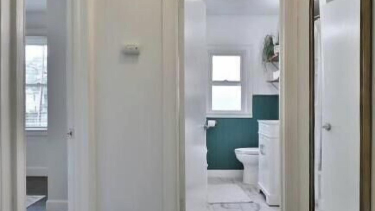 Photo of Bathroom in Central Clintonville