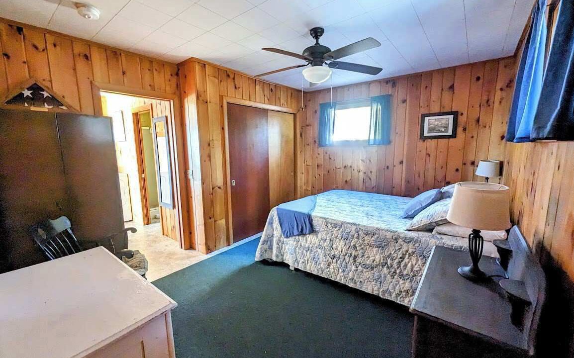 Photo of Bedroom in Sullivan