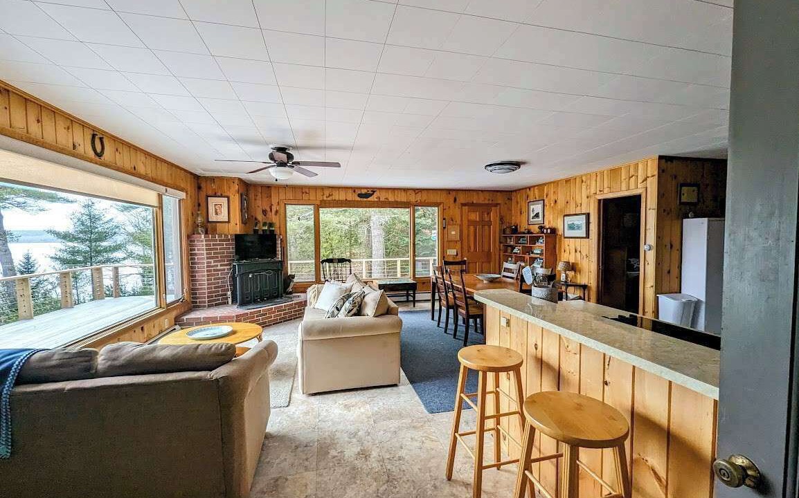 Photo of Livingroom in Sullivan