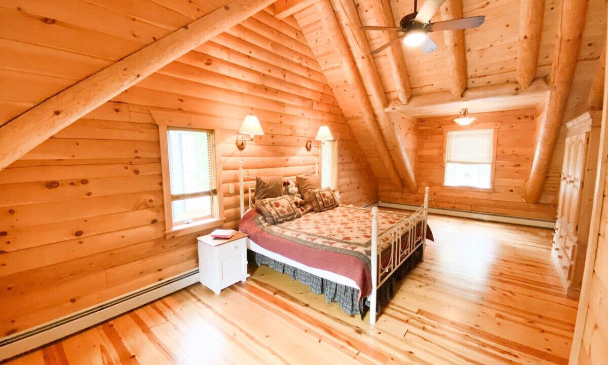 Photo of Bedroom in Center Conway