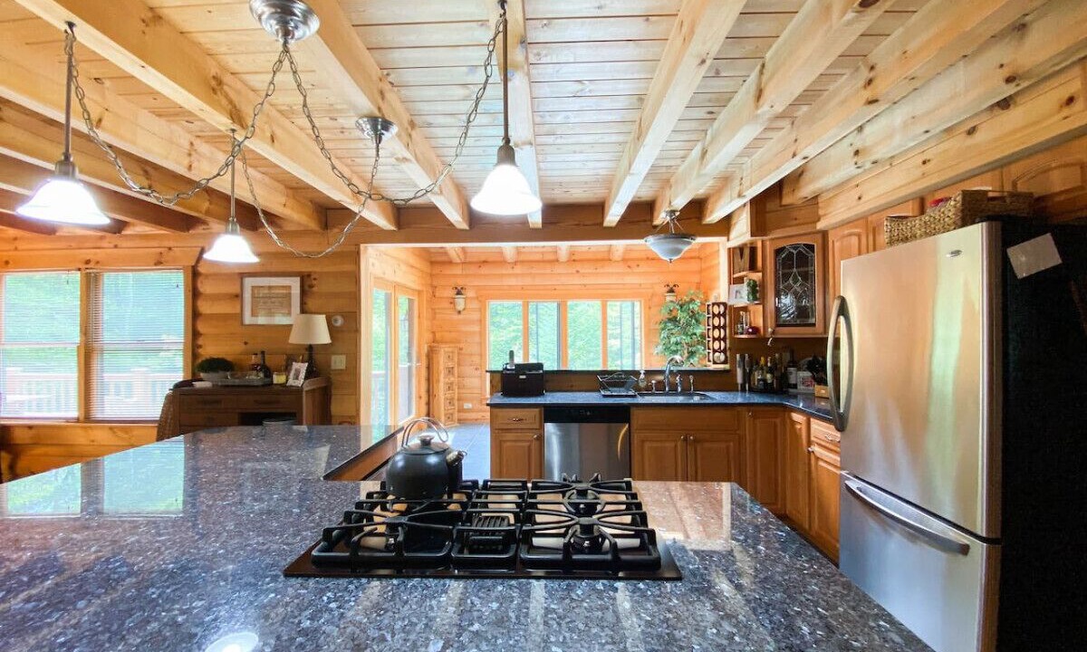 Photo of Kitchen in Center Conway