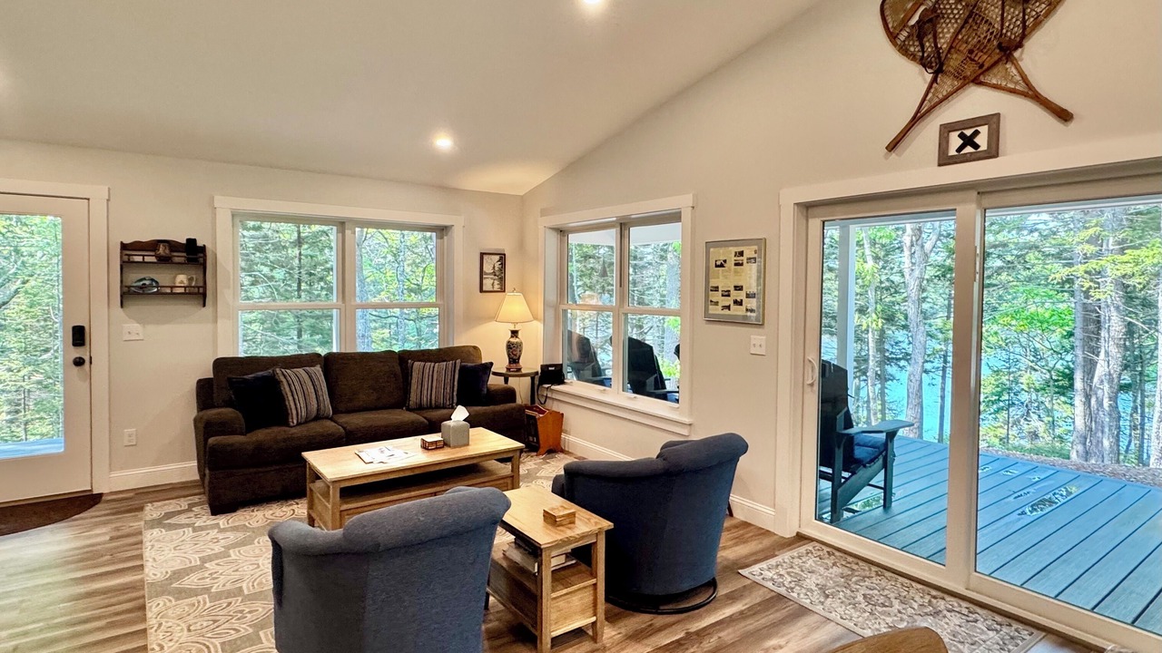 Photo of Livingroom in Bayville