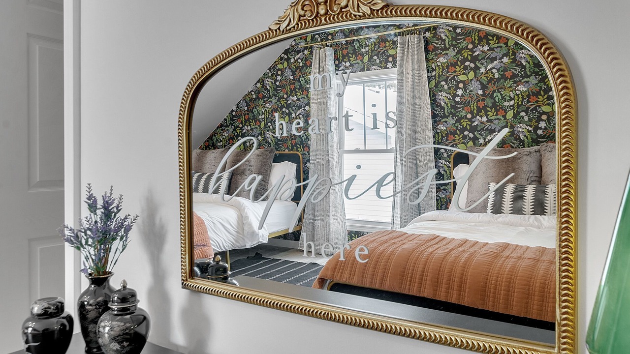 Photo of Bedroom in Williamsville