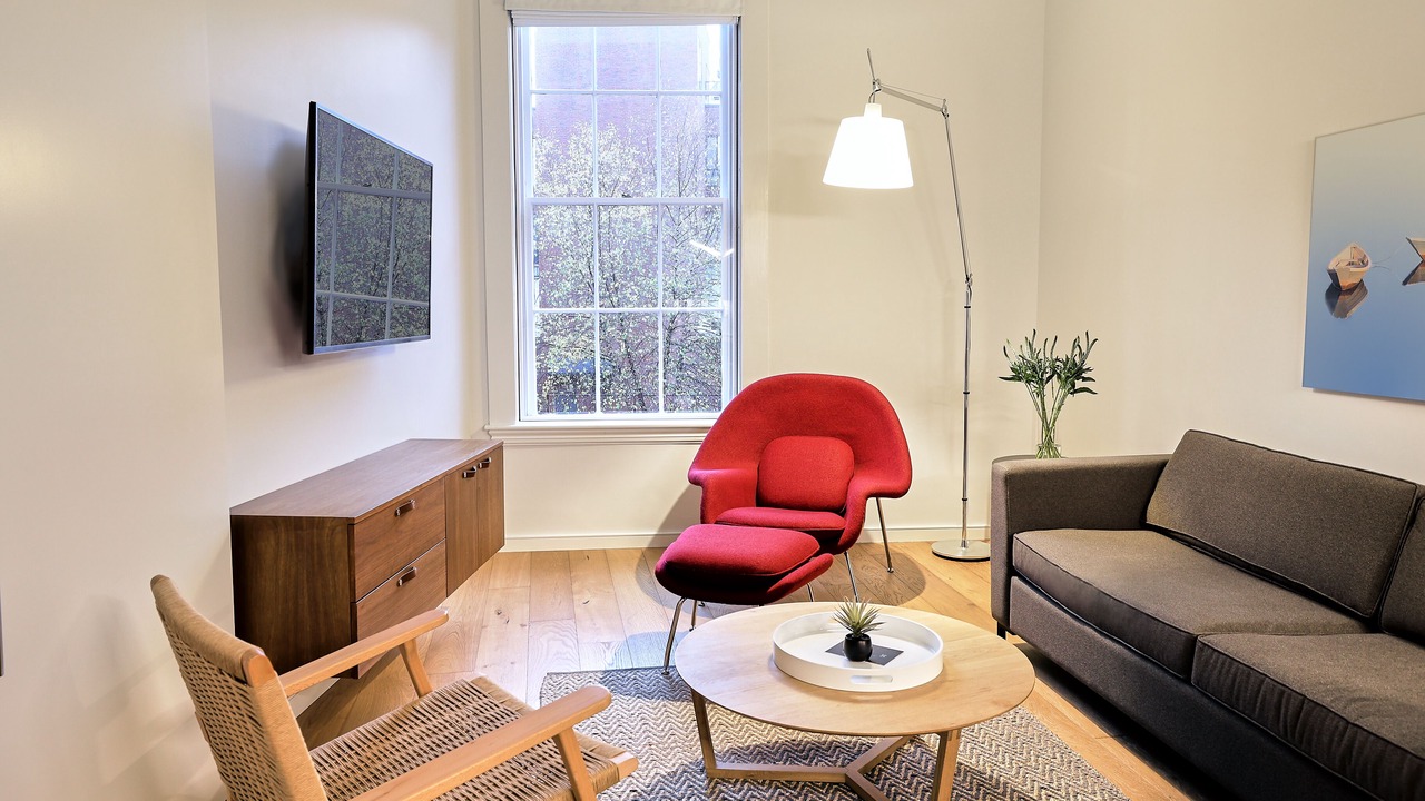 Photo of Livingroom in East Bayside