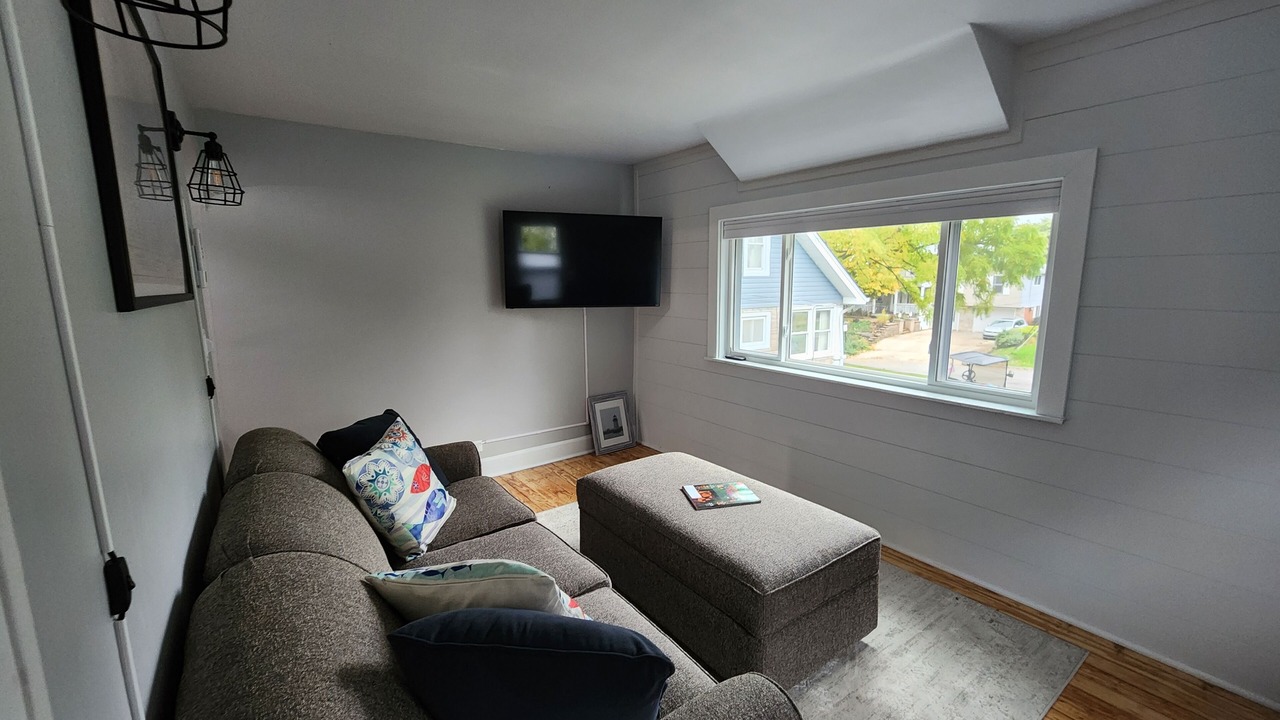 Photo of Livingroom in Fairport Harbor