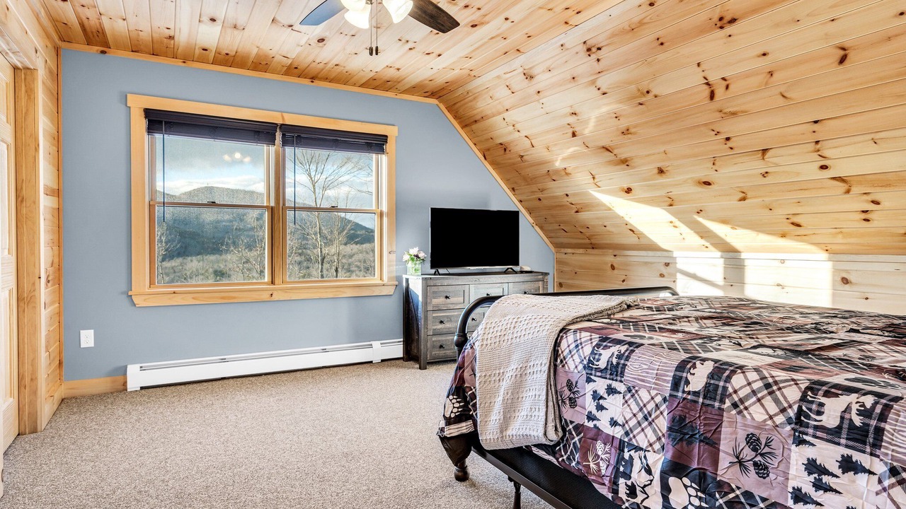 Photo of Bedroom in Greenwood