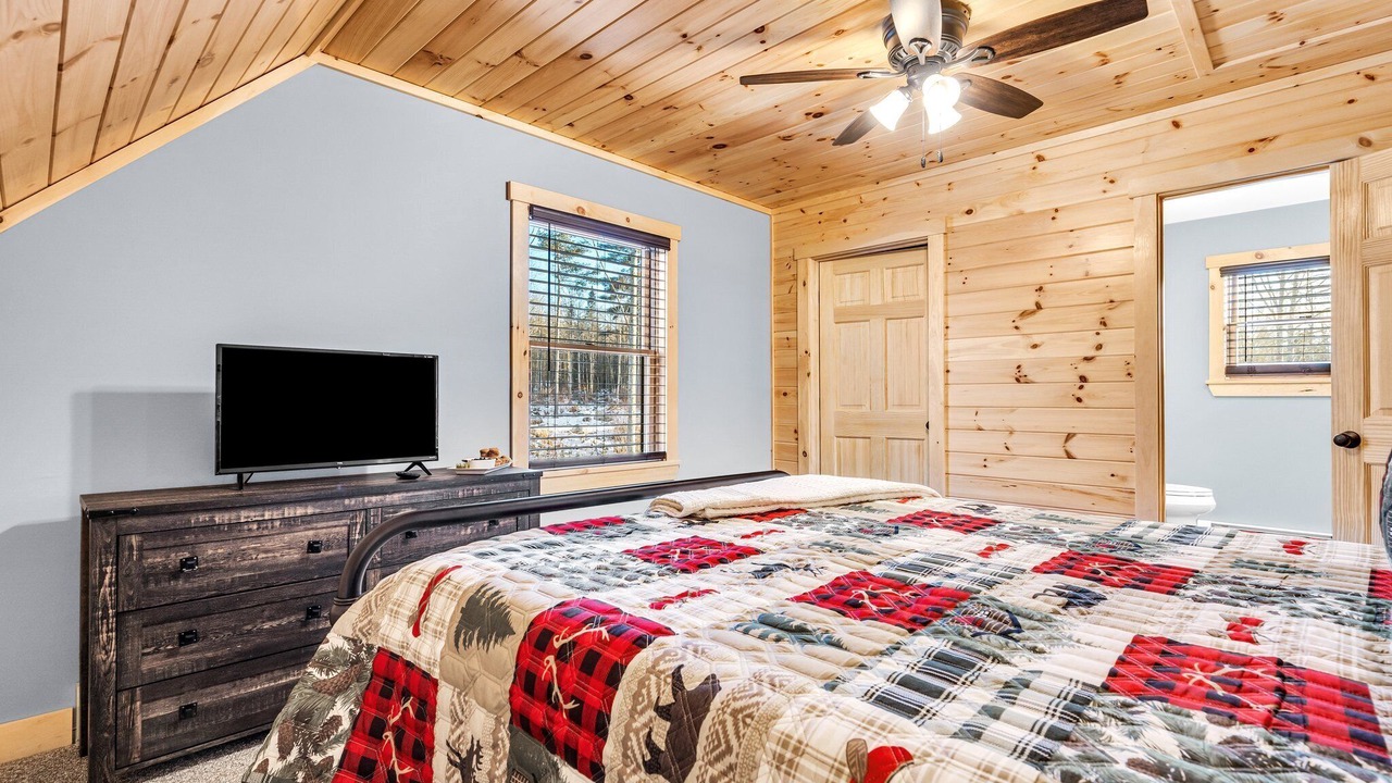 Photo of Bedroom in Greenwood