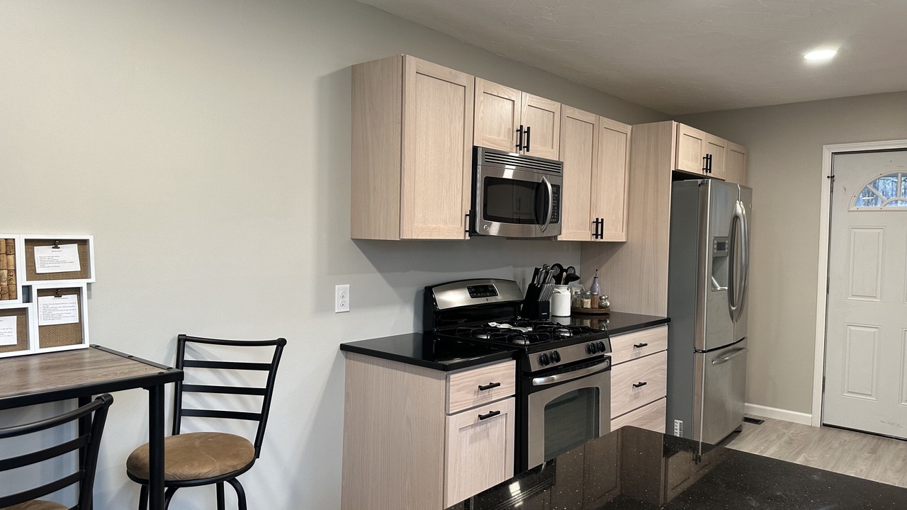 Photo of Kitchen in Mentor Headlands