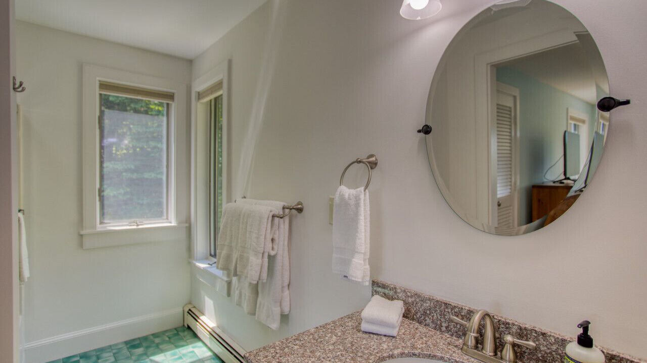 Photo of Bathroom in Boothbay Harbor
