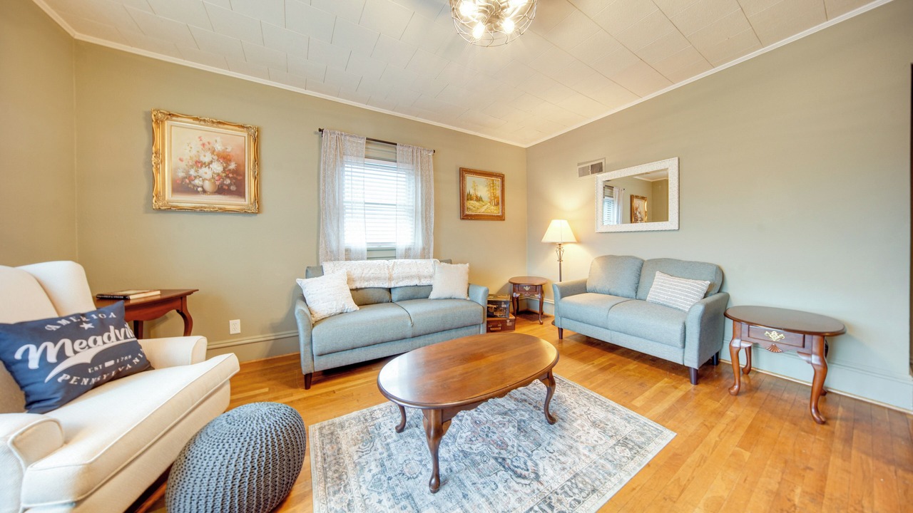 Photo of Bedroom in Meadville