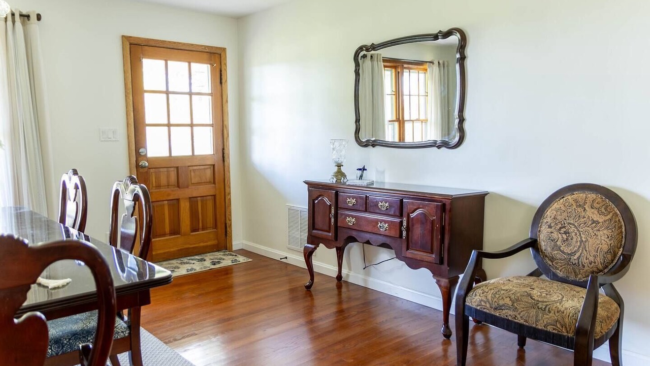 Photo of Bedroom in Meadville