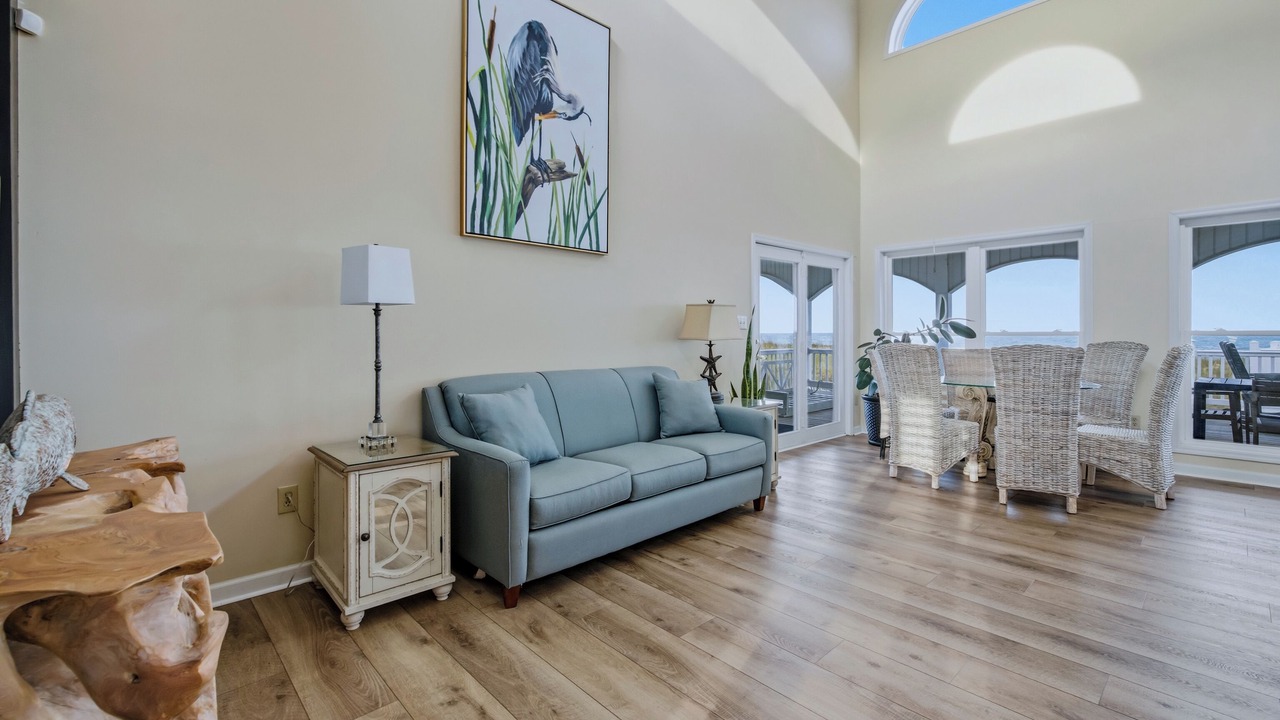 Photo of Livingroom in Inlet Harbour