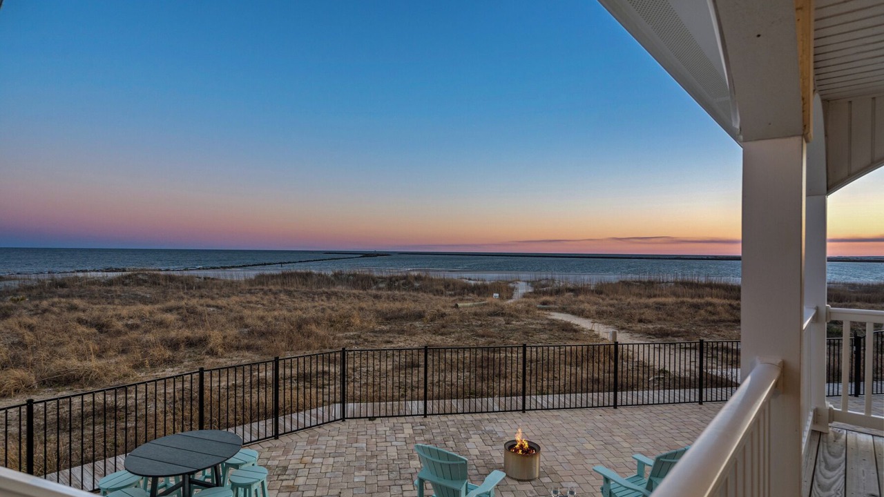 Photo of Patio Balcony in Inlet Harbour