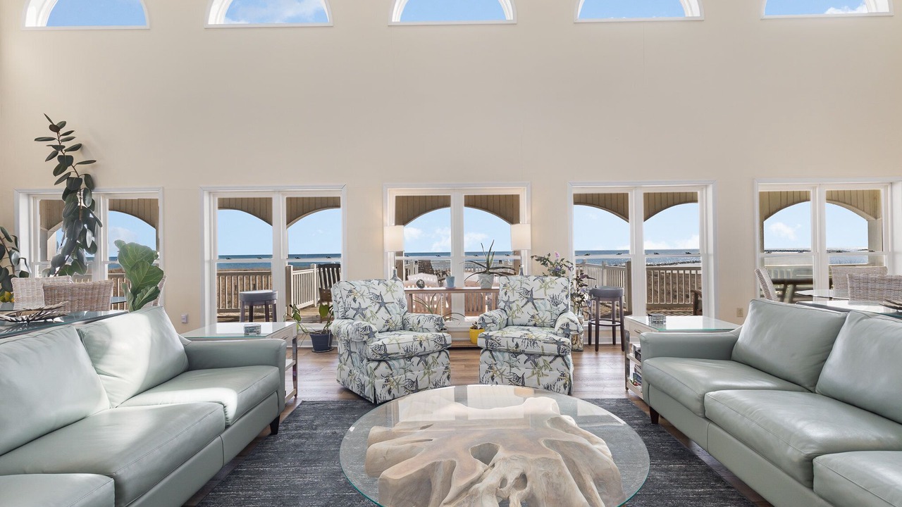 Photo of Livingroom in Inlet Harbour