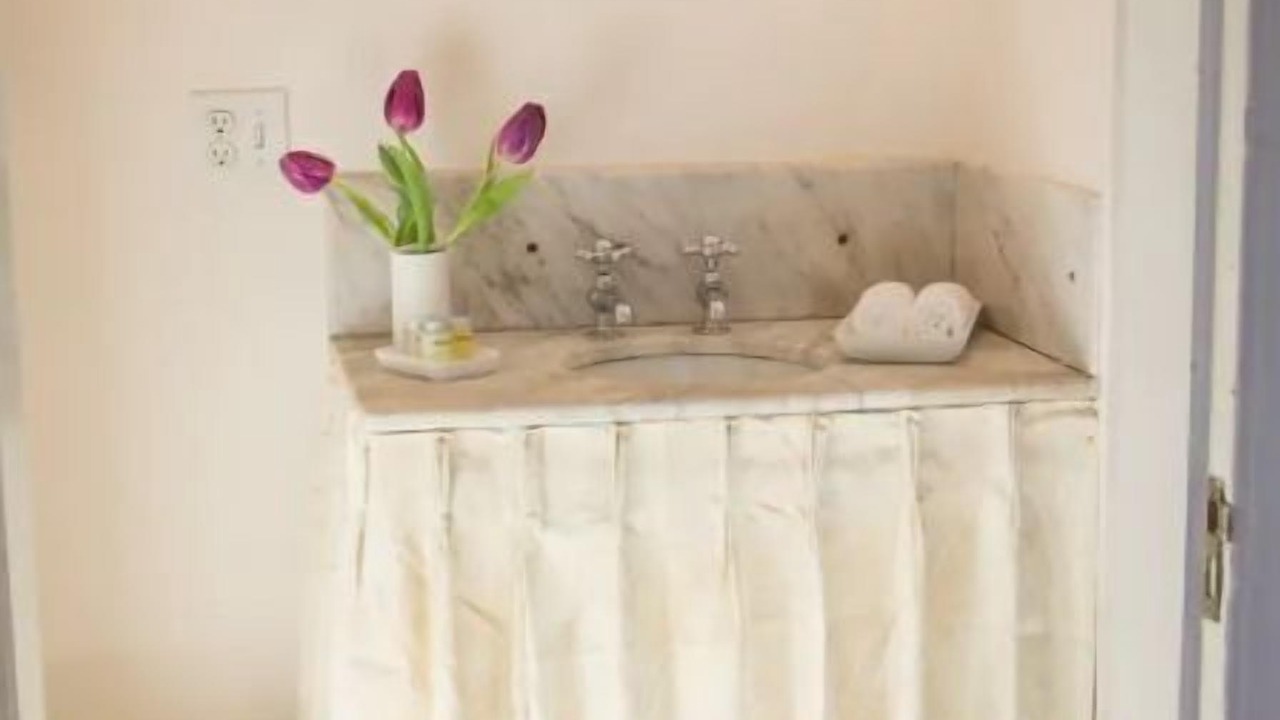 Photo of Bathroom in West End