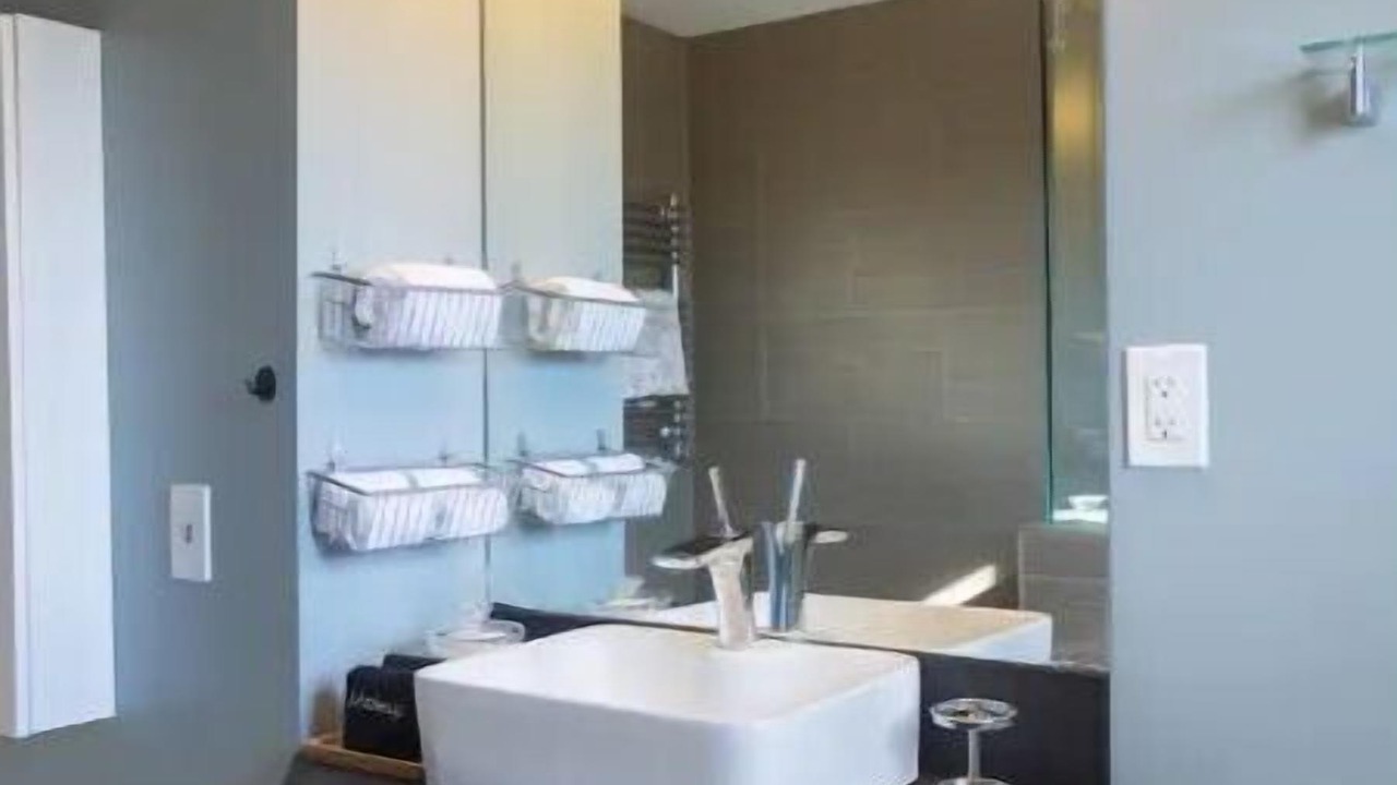 Photo of Bathroom in East End