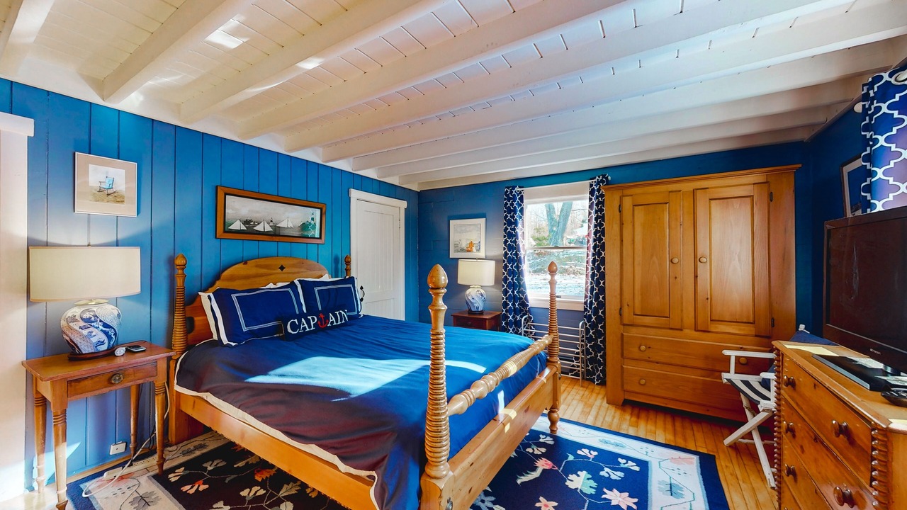 Photo of Bedroom in Boothbay
