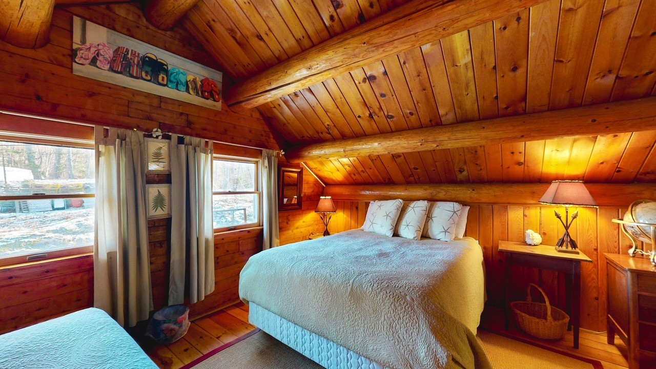 Photo of Bedroom in Boothbay