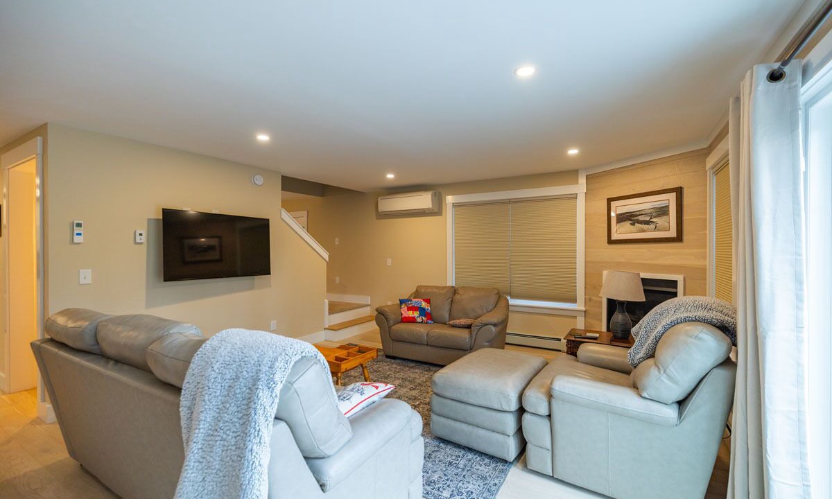 Photo of Livingroom in Bethel