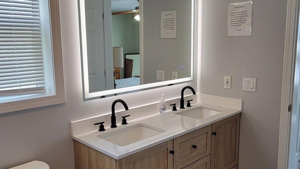 Photo of Bathroom in Burdett