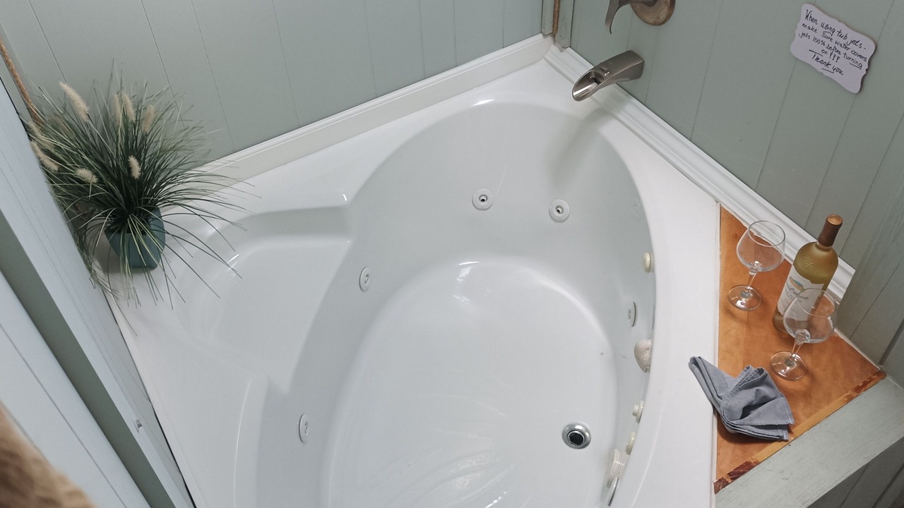 Photo of Bathroom in Naples Park