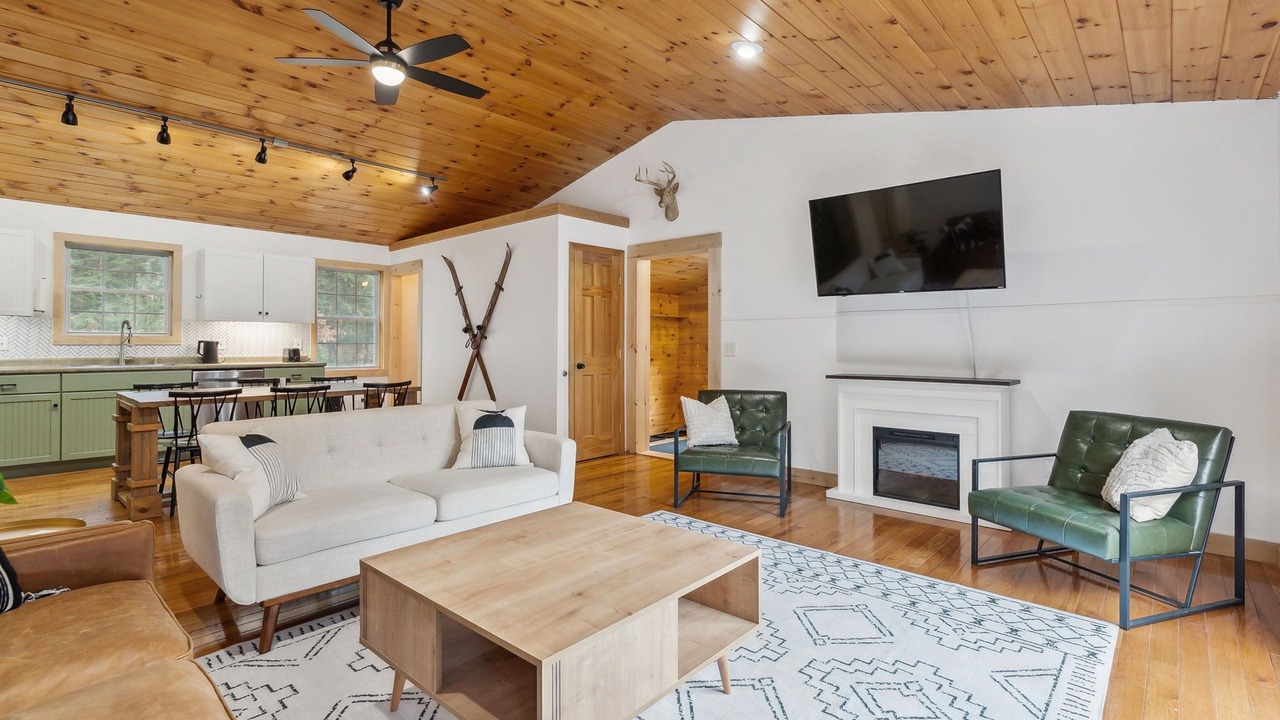 Photo of Livingroom in Fryeburg