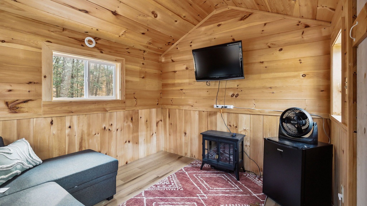 Photo of Livingroom in Fryeburg