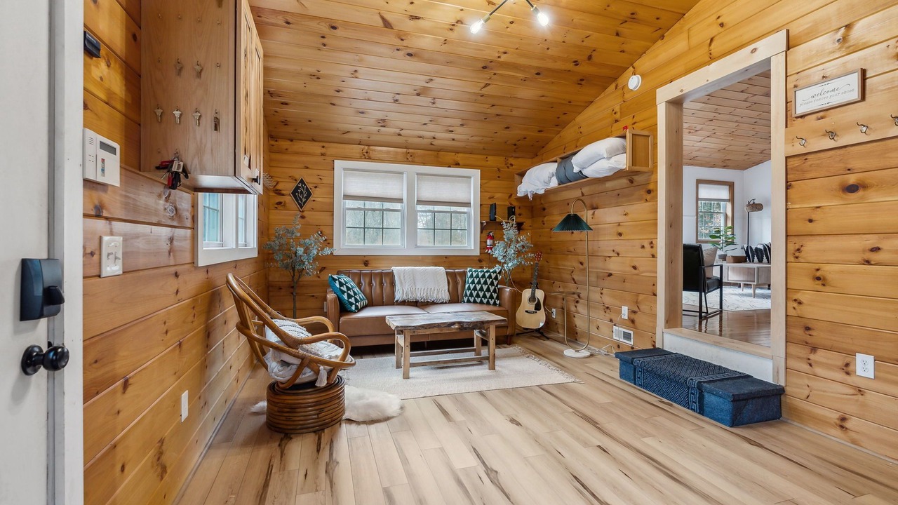 Photo of Livingroom in Fryeburg