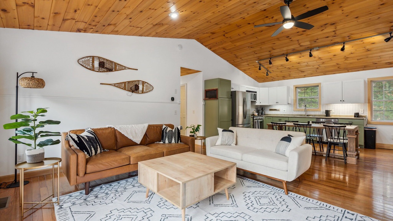 Photo of Livingroom in Fryeburg