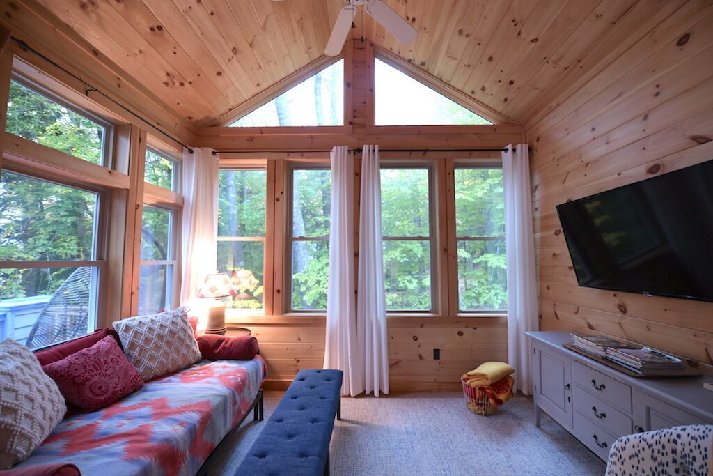 Photo of Livingroom in Harrison