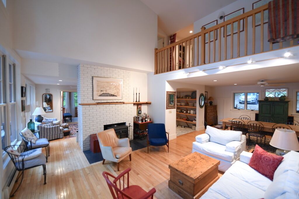 Photo of Livingroom in Harrison