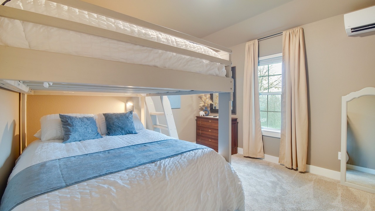 Photo of Bedroom in Farmington